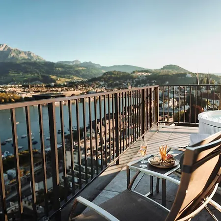 Art Deco Montana Lucerna