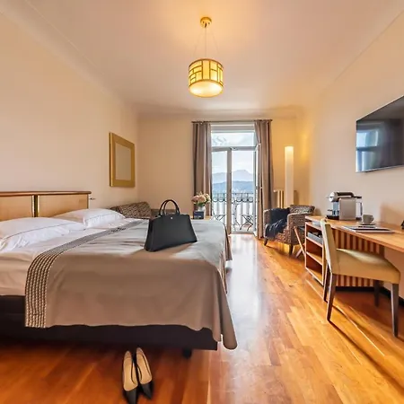 Hotel Art Deco Montana 4*