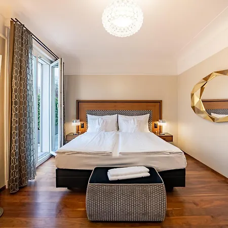 Art Deco Montana Hotel 4*